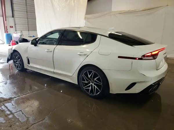 KNAE35LD2N6117833 2022 KIA STINGER - Image 2