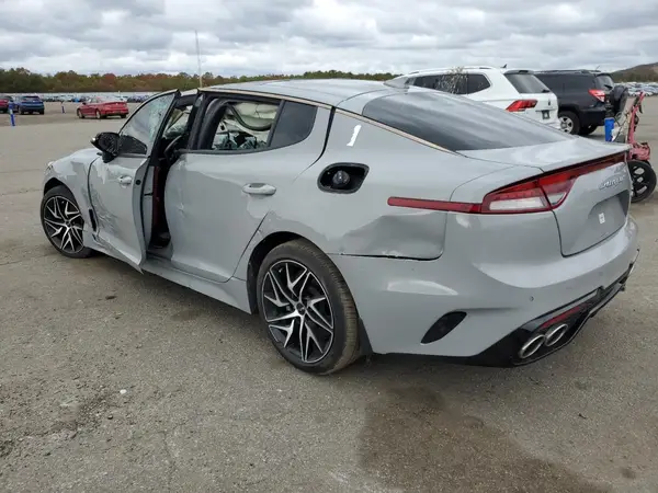 KNAE35LD2N6118965 2022 KIA STINGER - Image 2