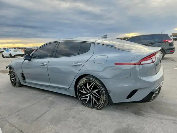KNAE35LD2P6127975 2023 KIA STINGER - Image 2