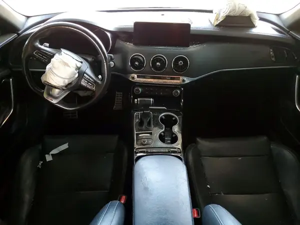 KNAE35LD3N6106954 2022 KIA STINGER - Image 8