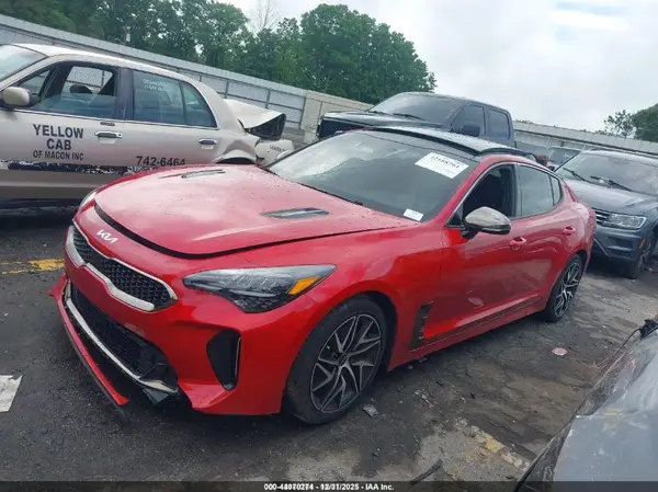 KNAE35LD3N6110664 2022 KIA STINGER - Image 2