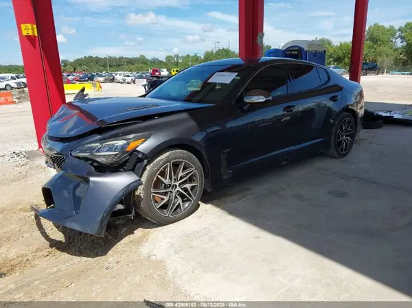 KNAE35LD3N6113256 2022 KIA STINGER - Image 2