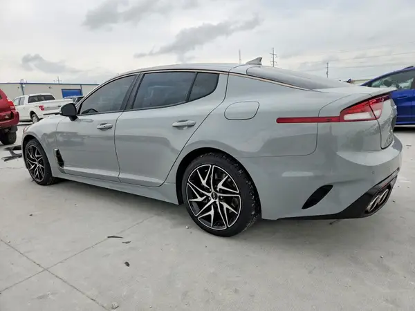 KNAE35LD3N6113659 2022 KIA STINGER - Image 2