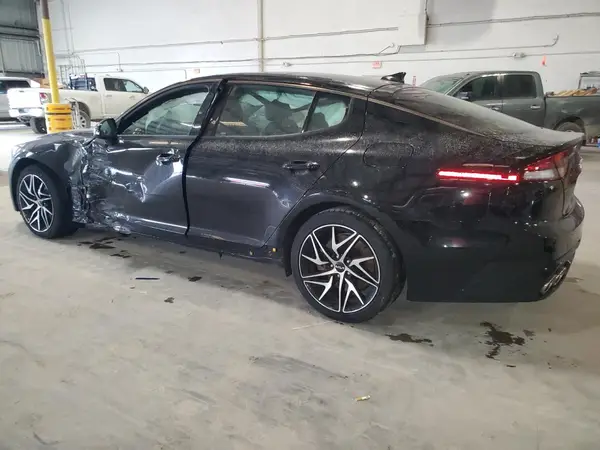 KNAE35LD4N6099240 2022 KIA STINGER - Image 2