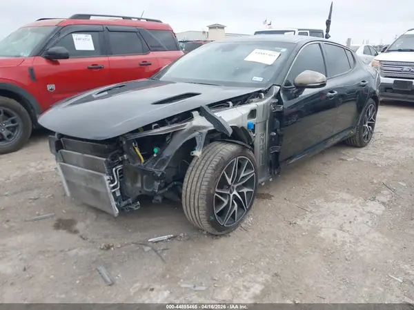 KNAE35LD4N6101259 2022 KIA STINGER - Image 2