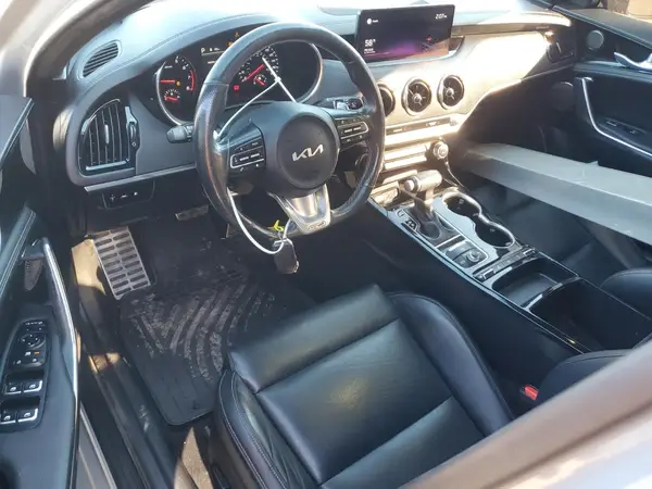 KNAE35LD4N6101293 2022 KIA STINGER - Image 8