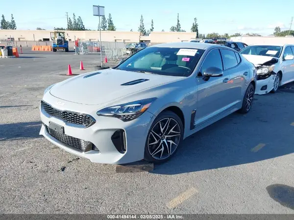 KNAE35LD4N6110432 2022 KIA STINGER - Image 2