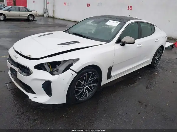KNAE35LD4N6112813 2022 KIA STINGER - Image 2