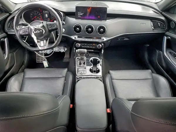 KNAE35LD4N6113122 2022 KIA STINGER - Image 8