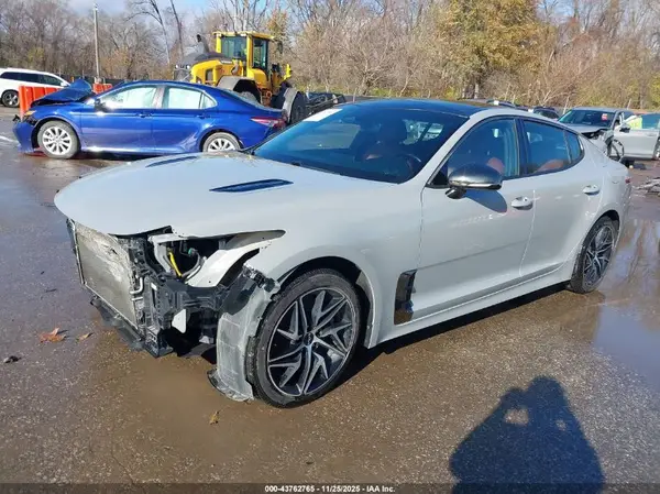KNAE35LD4N6115257 2022 KIA STINGER - Image 2