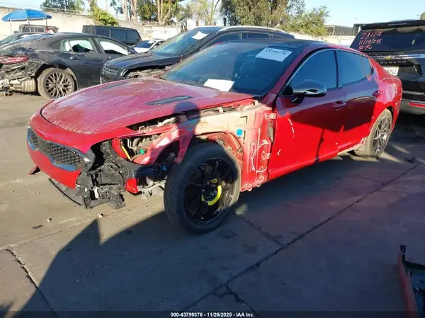 KNAE35LD5N6100704 2022 KIA STINGER - Image 2