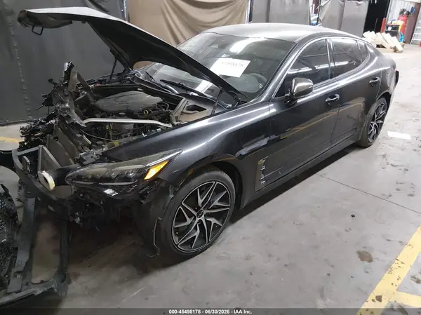 KNAE35LD5N6101030 2022 KIA STINGER - Image 2