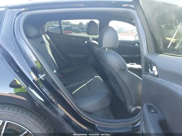 KNAE35LD5N6113808 2022 KIA STINGER - Image 8