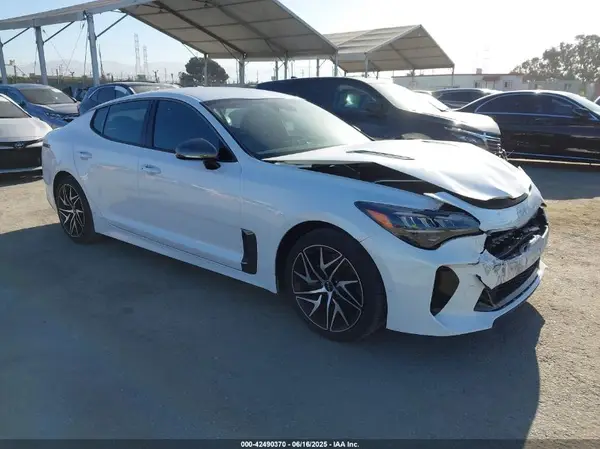KNAE35LD5N6116272 2022 KIA STINGER - Image 1