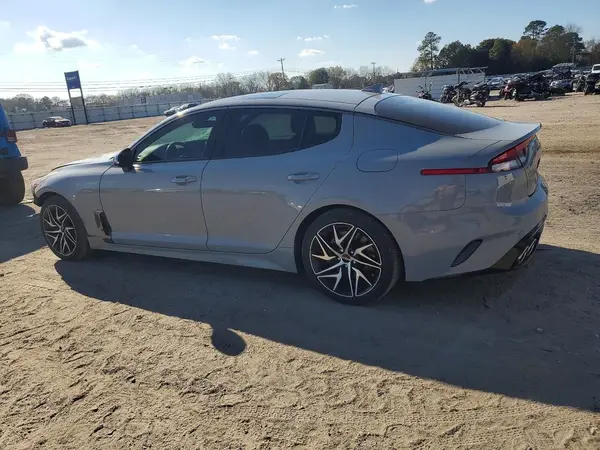 KNAE35LD5N6118281 2022 KIA STINGER - Image 2