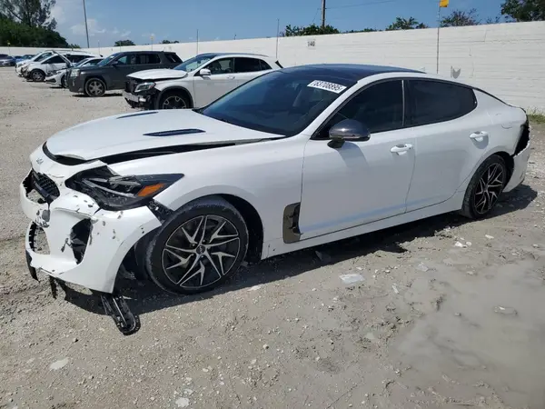 KNAE35LD6N6109881 2022 KIA STINGER - Image 1