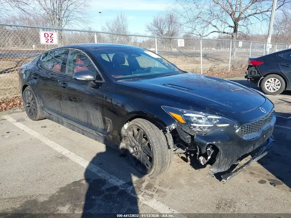 KNAE35LD6N6115082 2022 KIA STINGER - Image 1