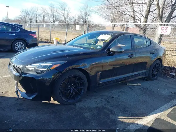 KNAE35LD6N6115082 2022 KIA STINGER - Image 2