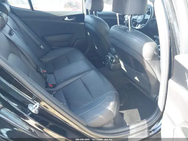 KNAE35LD6N6116216 2022 KIA STINGER - Image 8
