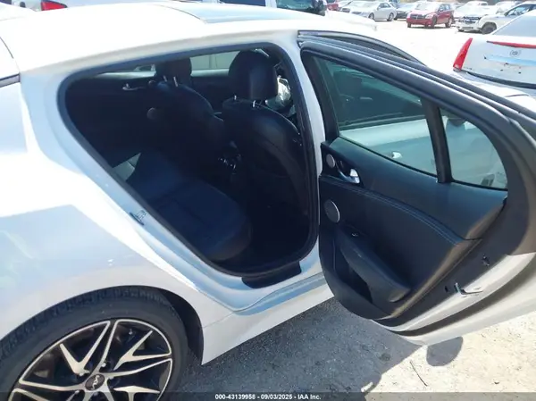 KNAE35LD6P6131415 2023 KIA STINGER - Image 8