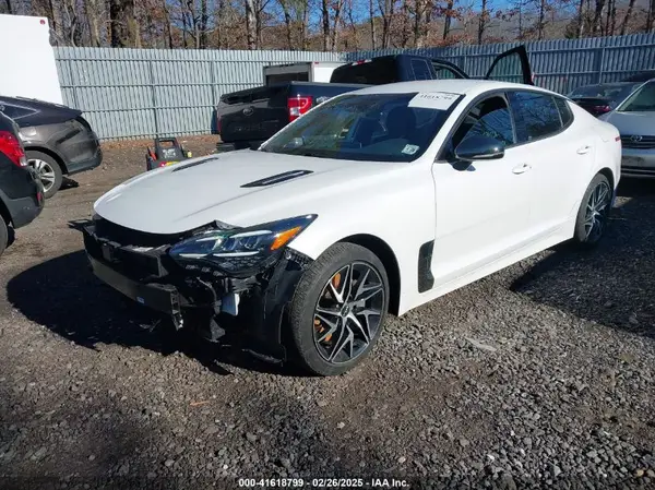 KNAE35LD6P6134279 2023 KIA STINGER - Image 2