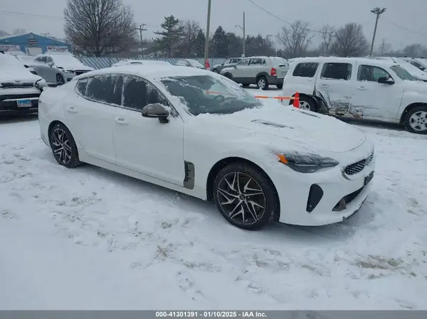 KNAE35LD7N6100932 2022 KIA STINGER - Image 1
