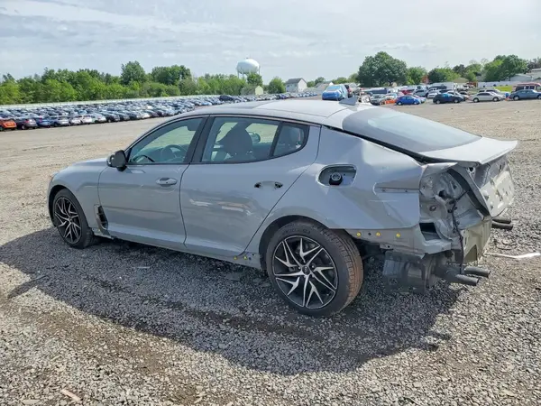 KNAE35LD7N6116581 2022 KIA STINGER - Image 2
