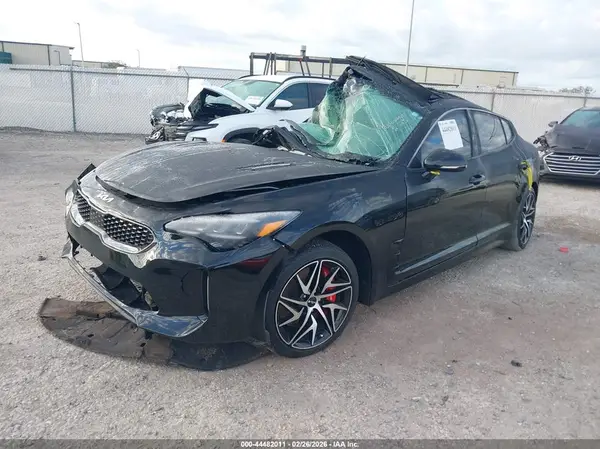 KNAE35LD7P6123582 2023 KIA STINGER - Image 2