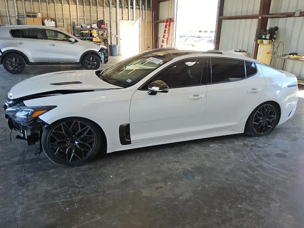 KNAE35LD7P6135618 2023 KIA STINGER - Image 1