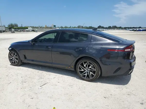 KNAE35LD8N6100874 2022 KIA STINGER - Image 2