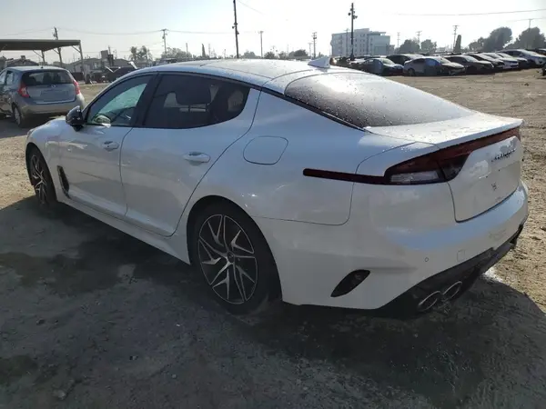 KNAE35LD8N6101393 2022 KIA STINGER - Image 2