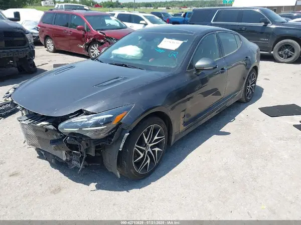 KNAE35LD8N6101443 2022 KIA STINGER - Image 2