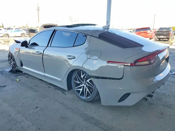 KNAE35LD8N6110160 2022 KIA STINGER - Image 2
