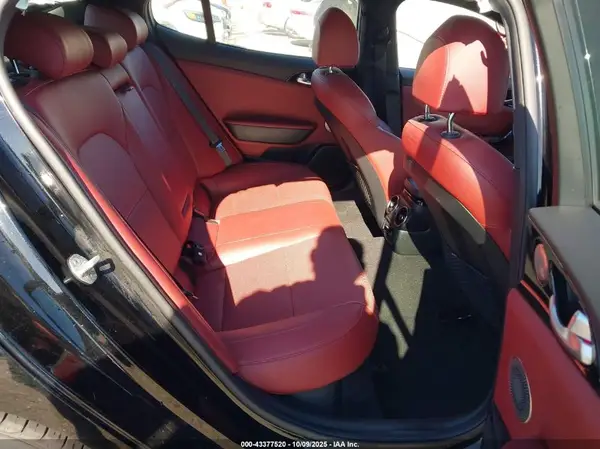 KNAE35LD8N6113818 2022 KIA STINGER - Image 8
