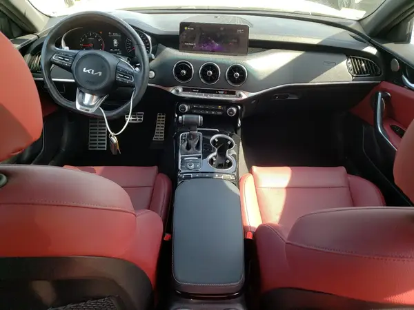 KNAE35LD8N6116718 2022 KIA STINGER - Image 8