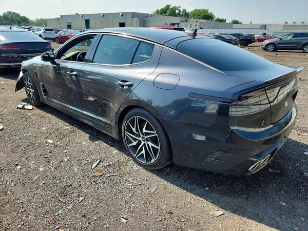 KNAE35LD8N6118730 2022 KIA STINGER - Image 2