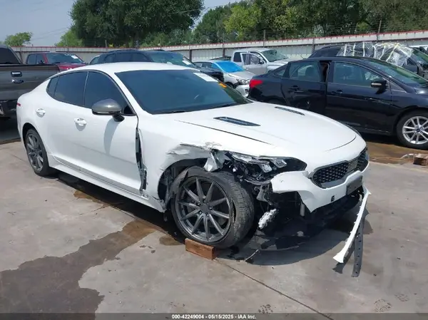 KNAE35LD8P6132386 2023 KIA STINGER - Image 1