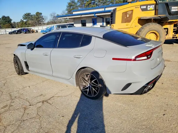 KNAE35LD8P6133540 2023 KIA STINGER - Image 2