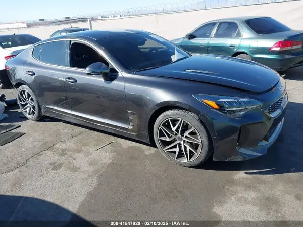KNAE35LD9N6100804 2022 KIA STINGER - Image 1
