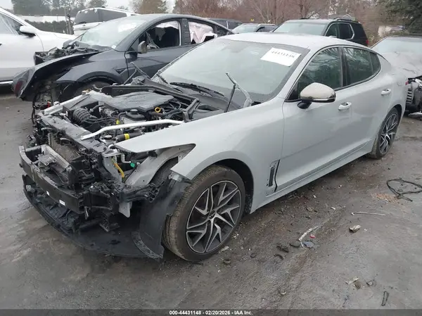 KNAE35LD9N6102875 2022 KIA STINGER - Image 2