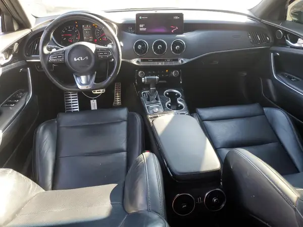KNAE35LD9N6107686 2022 KIA STINGER - Image 8