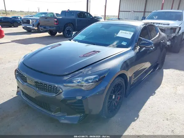KNAE35LD9N6113729 2022 KIA STINGER - Image 2