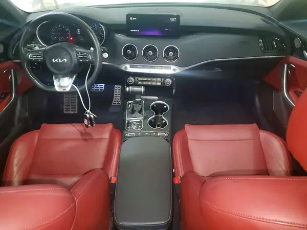 KNAE35LD9N6115528 2022 KIA STINGER - Image 8