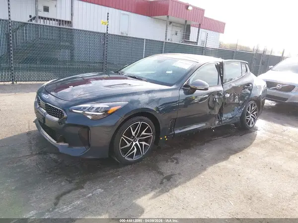 KNAE35LD9N6115951 2022 KIA STINGER - Image 2