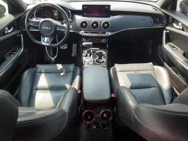 KNAE35LD9N6118915 2022 KIA STINGER - Image 8