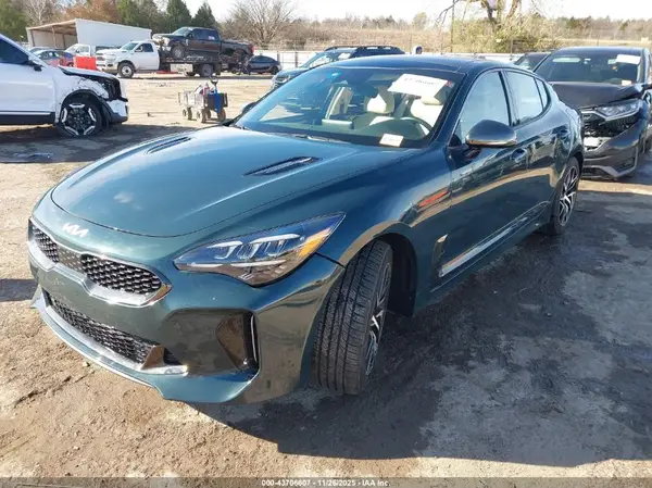 KNAE35LD9P6123535 2023 KIA STINGER - Image 2