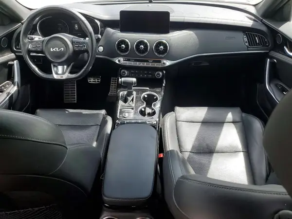 KNAE35LDXN6103789 2022 KIA STINGER - Image 8