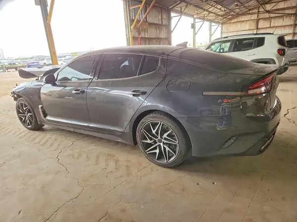 KNAE35LDXN6105607 2022 KIA STINGER - Image 2