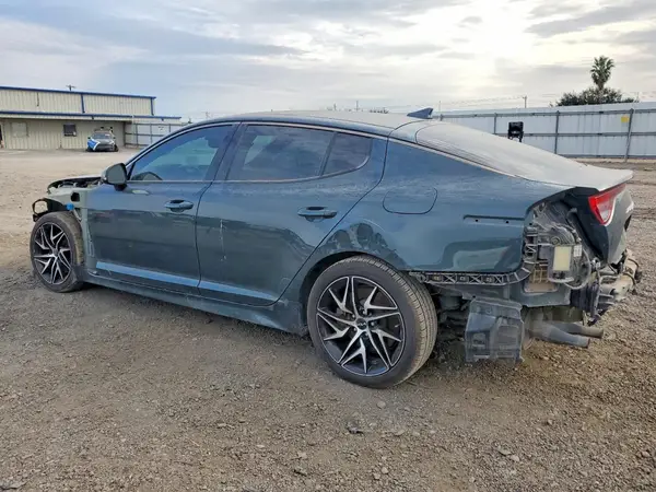 KNAE35LDXN6106398 2022 KIA STINGER - Image 2
