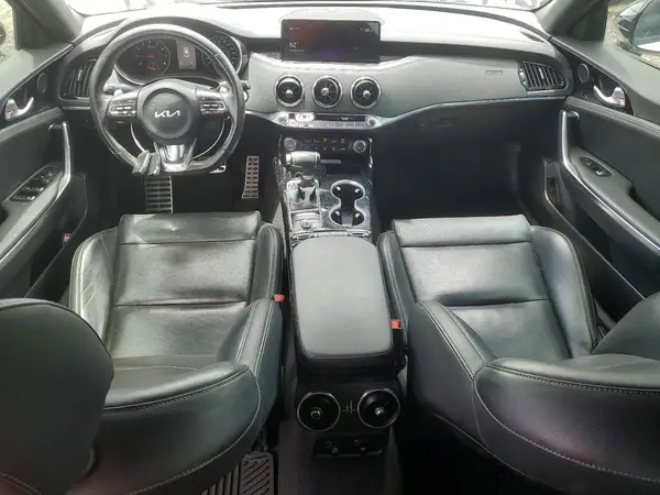 KNAE35LDXN6107650 2022 KIA STINGER - Image 8